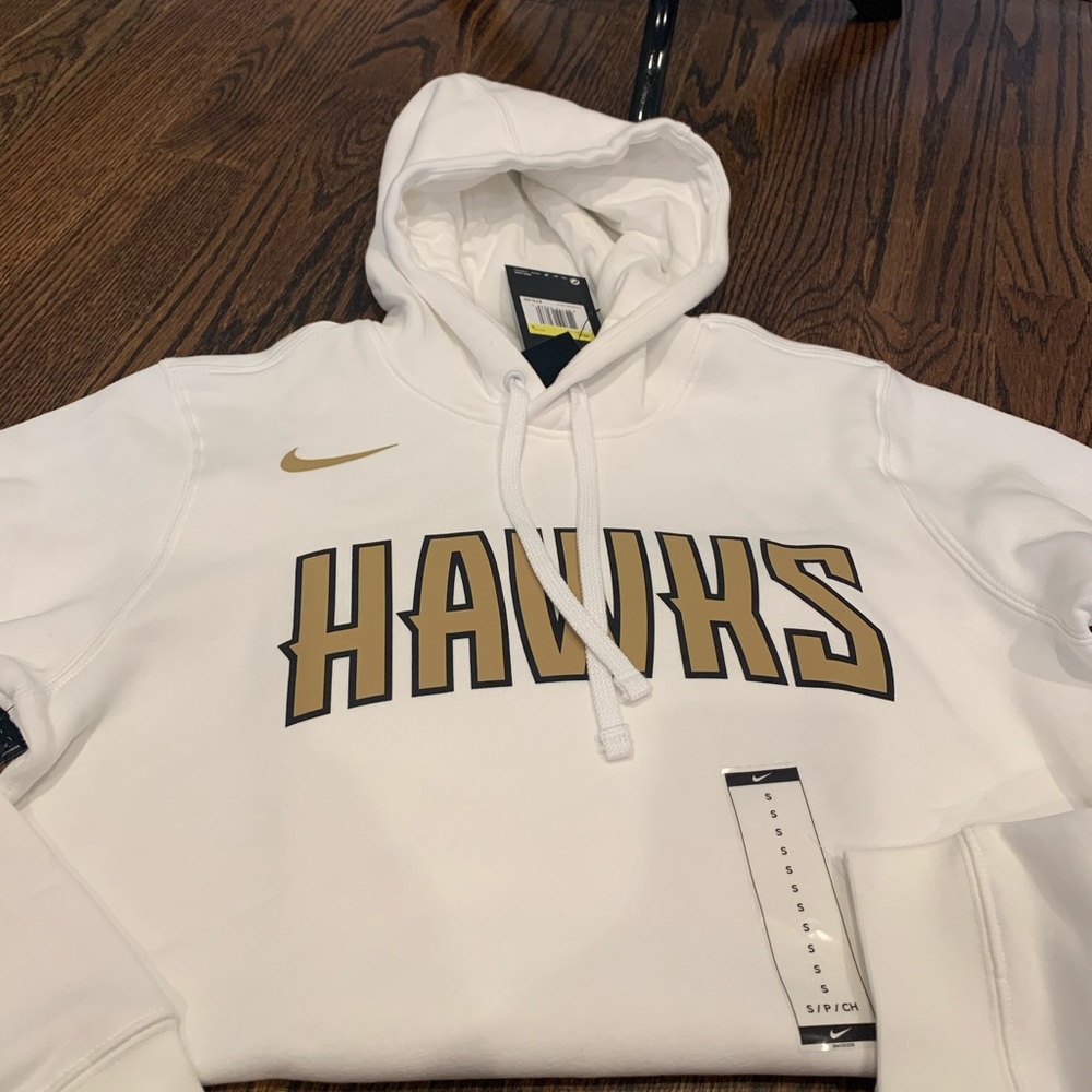 NBA Nike Standard Fit White Hawks hoodie